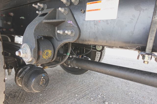 2026 HINO L6 - Extended Cab (26ft Box w/ Lift Gate) - 22940978 - 17