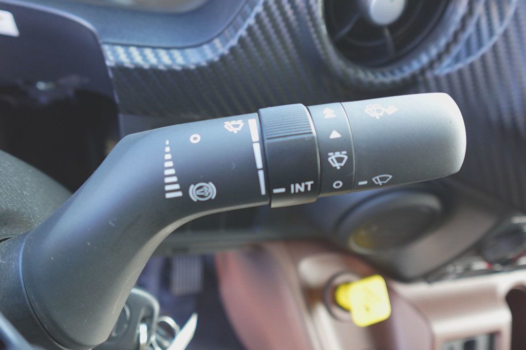 2026 HINO L6 - Extended Cab (26ft Box w/ Lift Gate) - 22940978 - 34