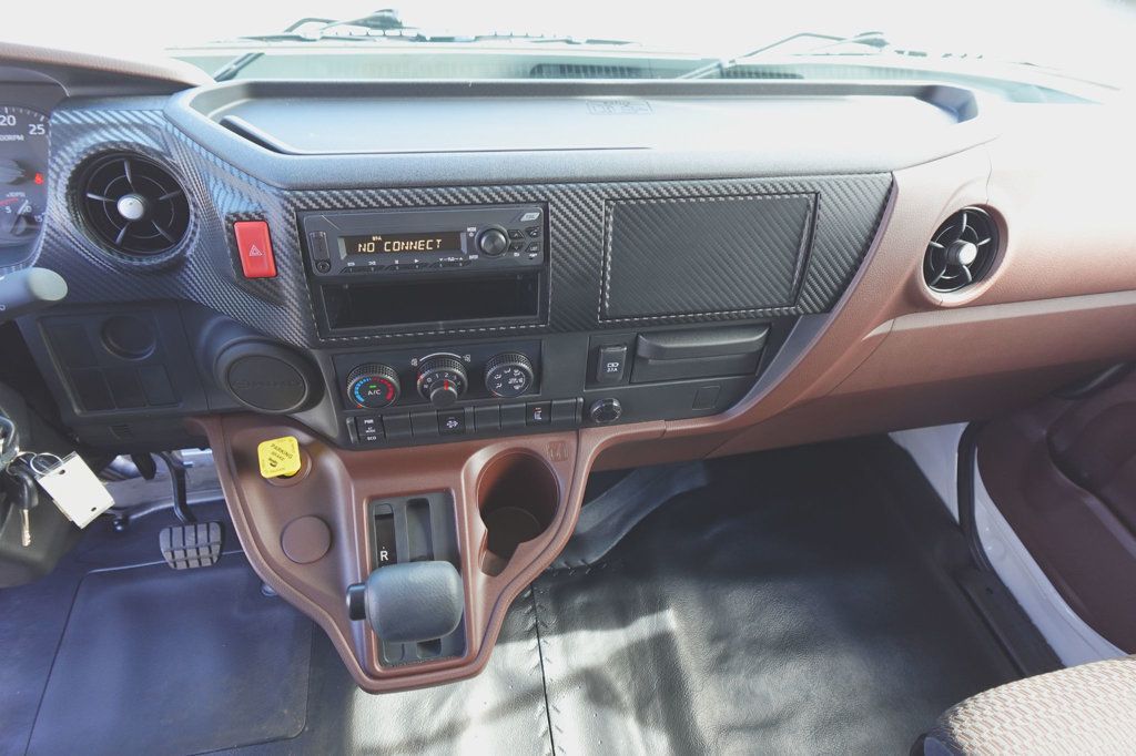 2026 HINO L6 - Extended Cab (26ft Box w/ Lift Gate) - 22940978 - 36