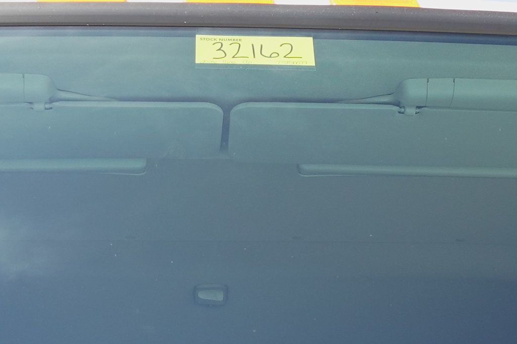 2026 HINO L6 - Extended Cab (26ft Box w/ Lift Gate) - 22940978 - 53