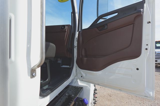 2026 HINO L6A (26ft Box Truck w/ ICC Bumper) - 23003278 - 18