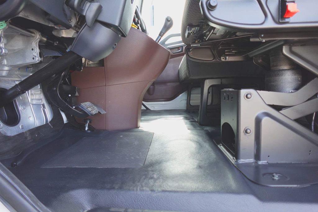 2026 HINO L6AA (26ft Box Truck w/ ICC Bumper) - 23003285 - 19