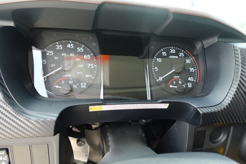 2026 HINO L6AA (26ft Box Truck w/ Lift Gate) - 23006190 - 46