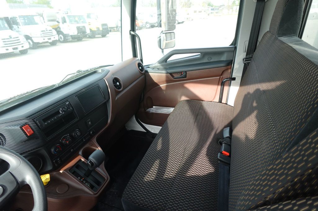 2026 HINO L6AA (26ft Box Truck w/ Lift Gate) - 23006190 - 55