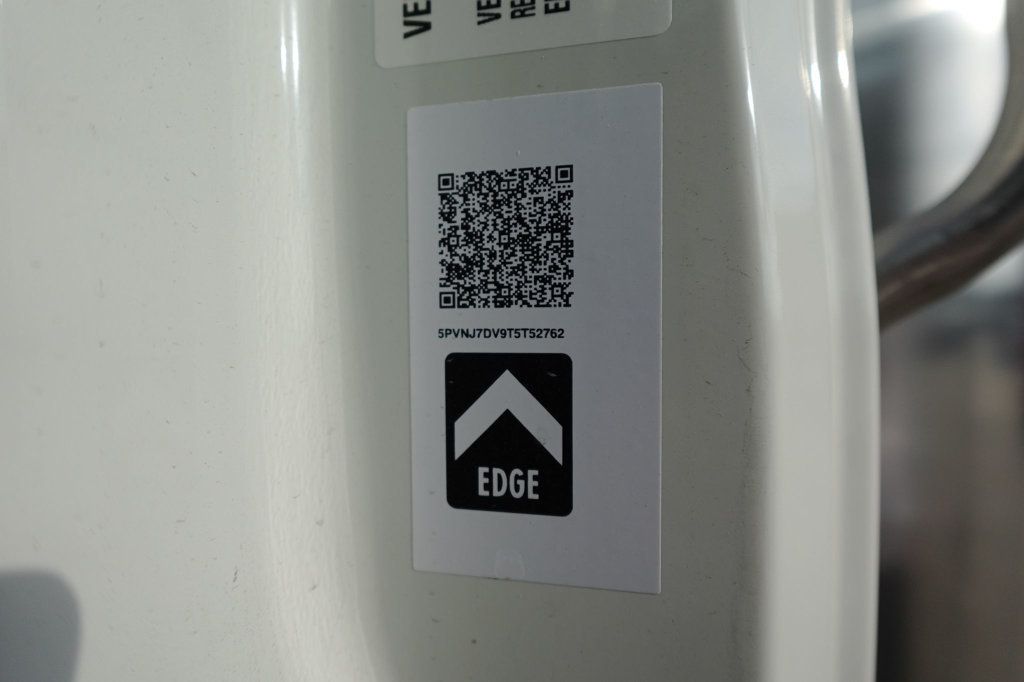 2026 HINO L6AA (26ft Box Truck w/ Lift Gate) - 23006190 - 68