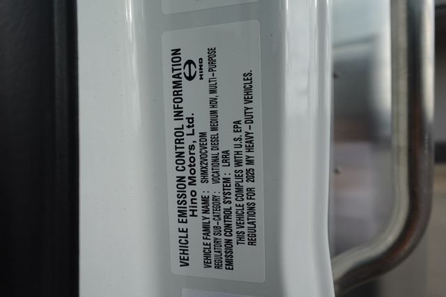 2026 HINO L6AA (26ft Box Truck w/ Lift Gate) - 23006190 - 69