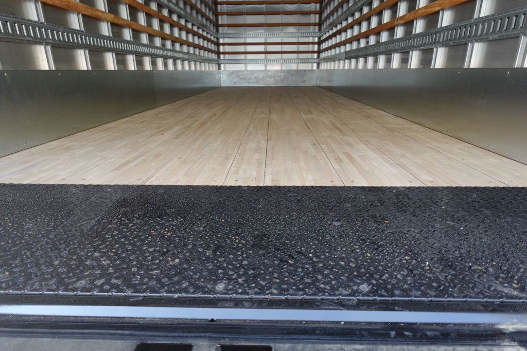 2026 HINO L6AA (26ft Box Truck w/ Lift Gate) - 23006192 - 27