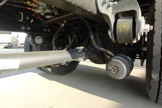 2026 HINO L6AA (26ft Box Truck w/ Lift Gate) - 23006192 - 32