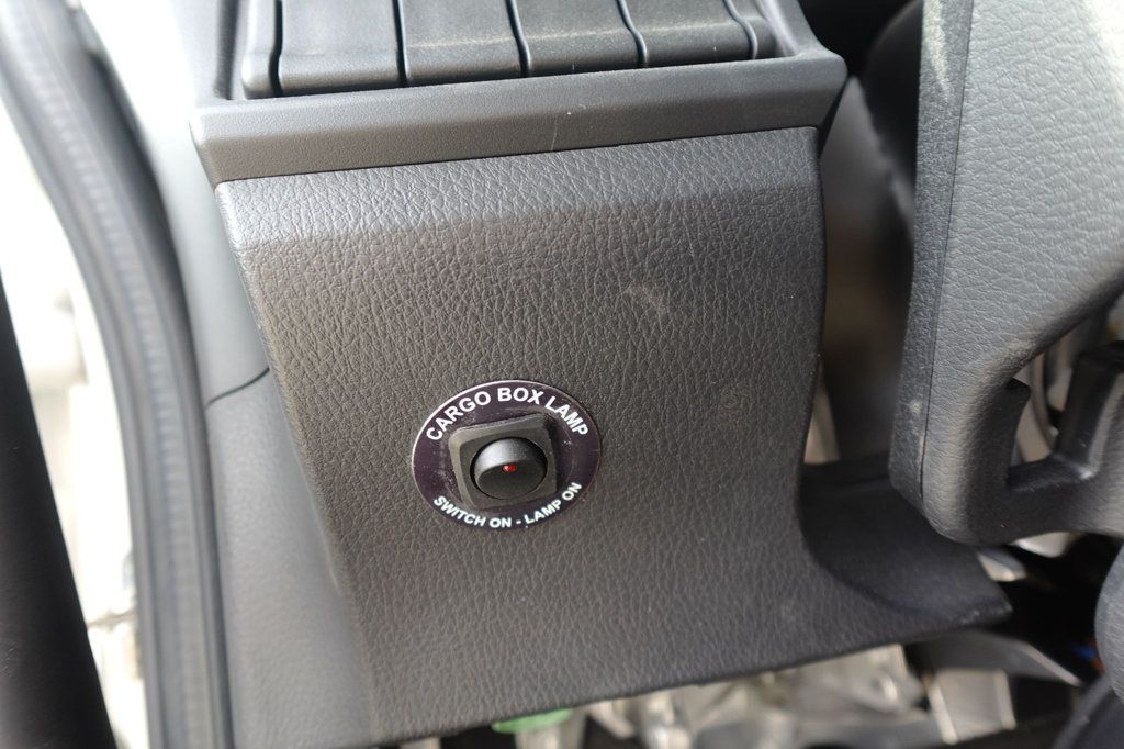 2026 HINO L6AA (26ft Box Truck w/ Lift Gate) - 23006193 - 50