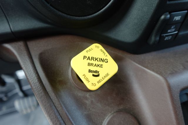 2026 HINO L6AA (26ft Box Truck w/ Lift Gate) - 23006193 - 54