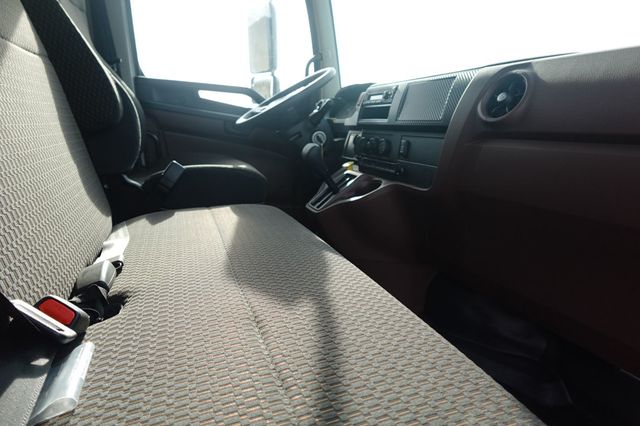 2026 HINO L6AA (26ft Box Truck w/ Lift Gate) - 23006193 - 60