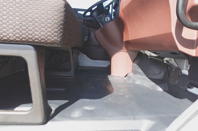 2026 HINO L6AA (26ft Box w/ ICC Bumper) - 23003270 - 19