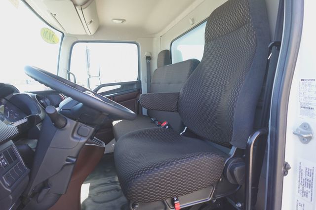 2026 HINO L6AA (26ft Box w/ ICC Bumper) - 23003270 - 22