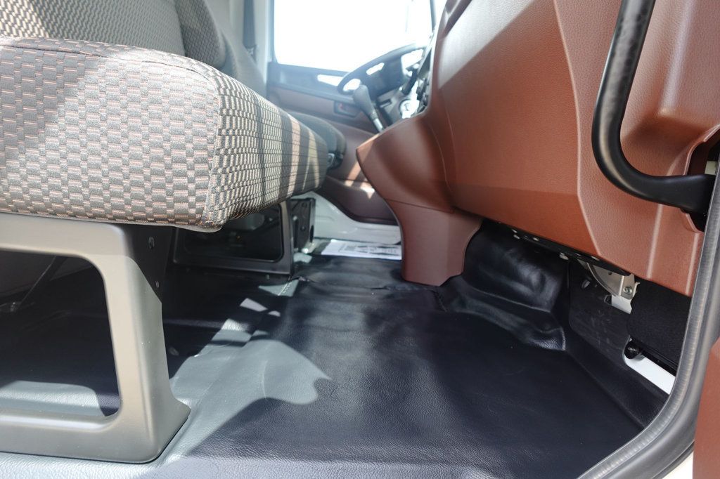 2026 HINO L6AA (26ft Box with Lift Gate) - 23009743 - 57