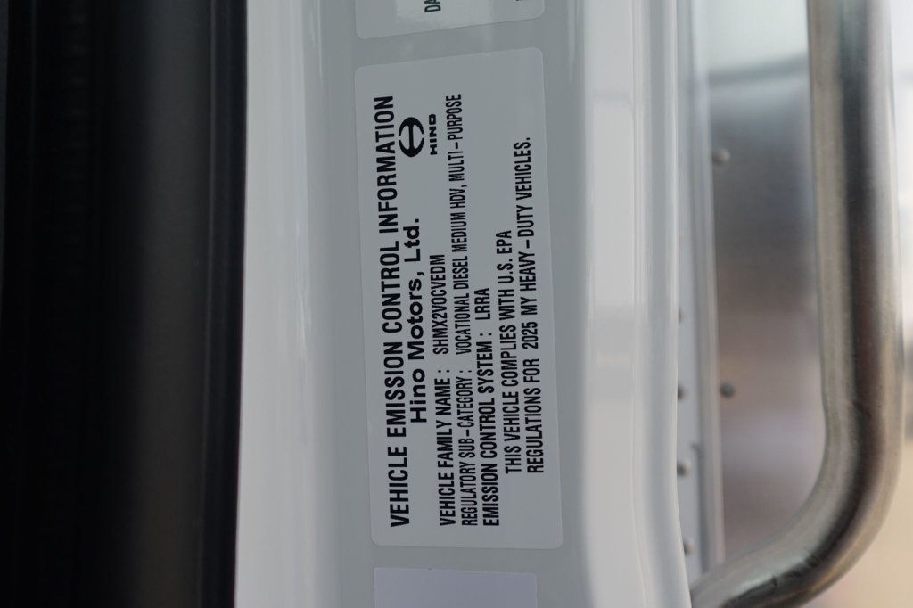 2026 HINO L6AA (26ft Box with Lift Gate) - 23009743 - 69