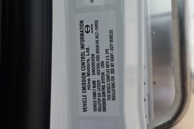 2026 HINO L6AA (26ft Box with Lift Gate) - 23009743 - 69