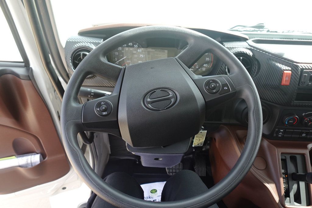 2026 HINO L6AA (26ft Box with Lift Gate) - 23009751 - 41