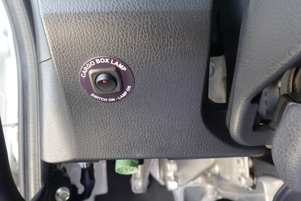 2026 HINO L6AA (26ft Box with Lift Gate) - 23009751 - 45