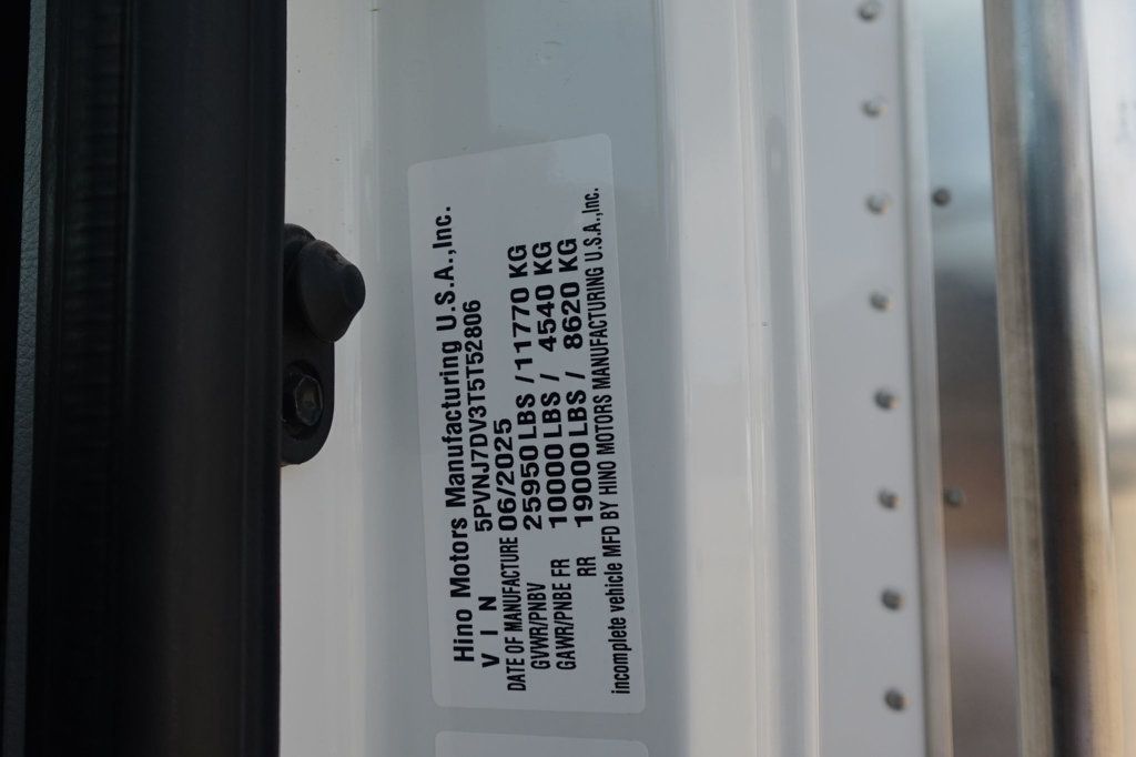 2026 HINO L6AA (26ft Box with Lift Gate) - 23009751 - 70