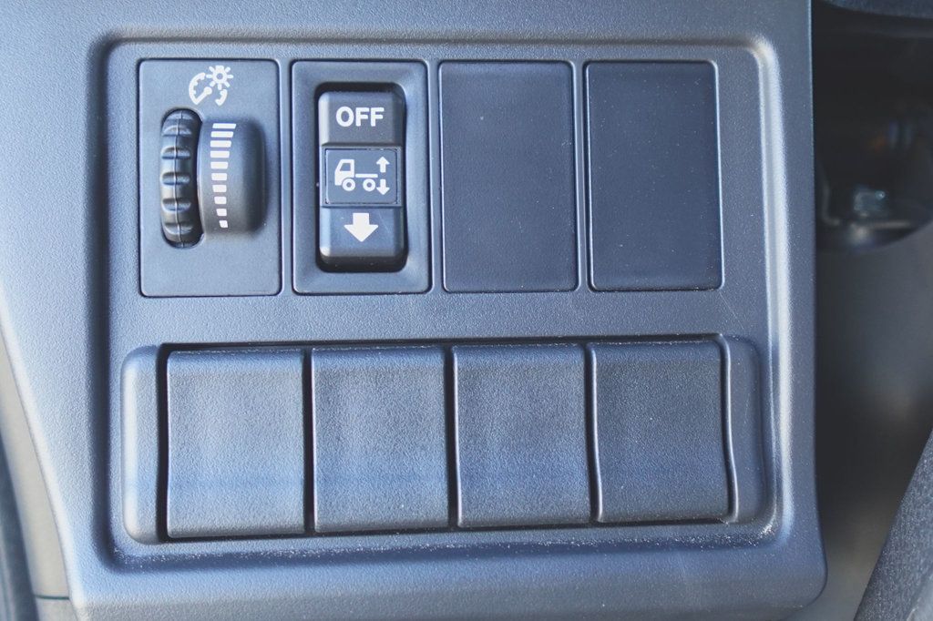 2026 HINO L6AA (26ft Box w/ Lift Gate) - 23003292 - 32