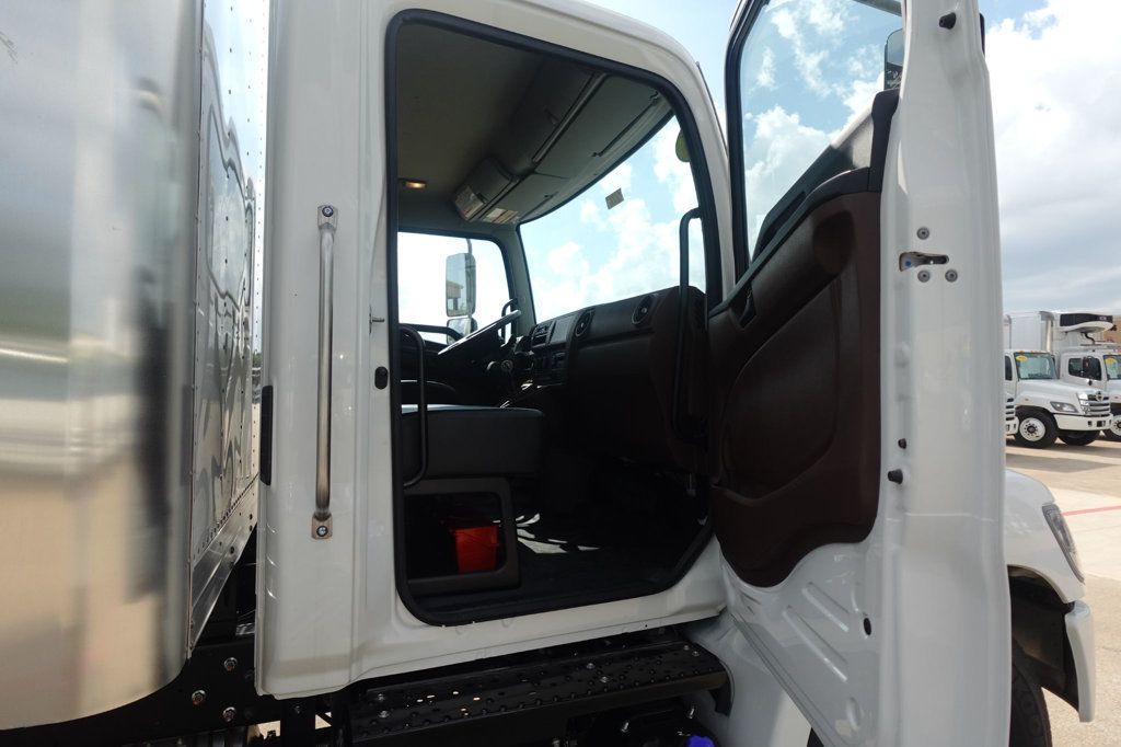 2026 HINO L6AA (26ft Box w/ Lift Gate) - 23035841 - 55