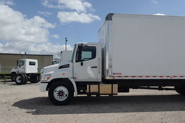 2026 HINO L6AA (26ft Box w/ Lift Gate) - 23039101 - 3