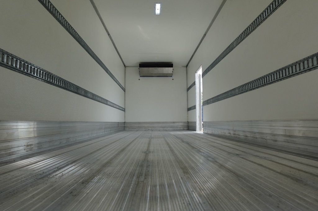 2026 HINO L7 - Derate (26ft Reefer Truck w/ ICC Bumper) - 23009738 - 21