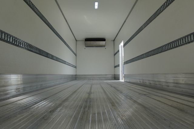 2026 HINO L7 - Derate (26ft Reefer Truck w/ ICC Bumper) - 23009738 - 21
