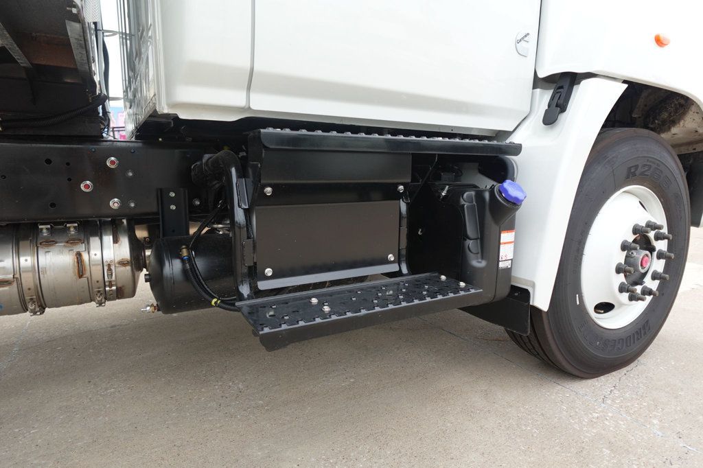 2026 HINO L7 - Derate (26ft Reefer with Lift Gate) - 22899443 - 10