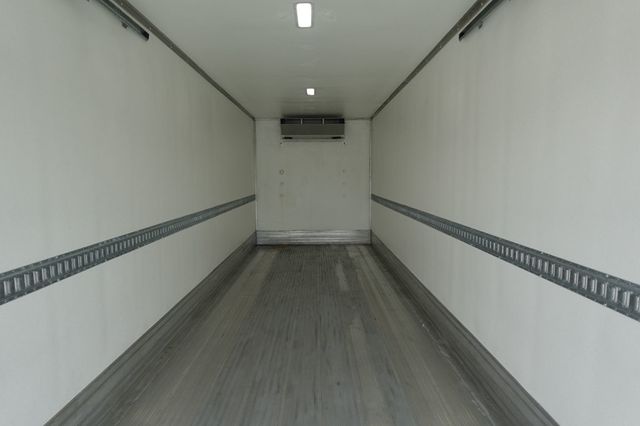 2026 HINO L7 - Derate (26ft Reefer with Lift Gate) - 22899443 - 27