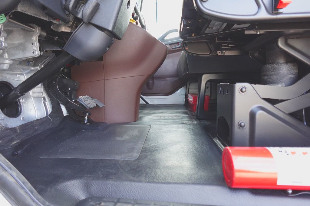 2026 HINO XL8 (24ft Flatbed Truck) - 22948571 - 23