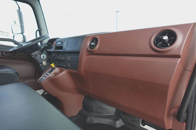 2026 HINO XL8 (24ft Flatbed Truck) - 22948571 - 39