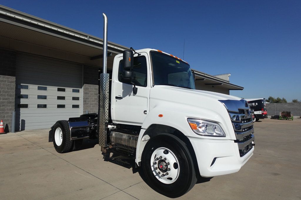 2026 HINO XL8 Tractor - 22946512 - 0