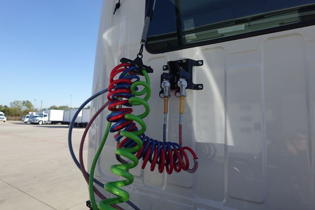 2026 HINO XL8 Tractor - 22946512 - 17