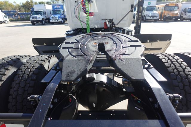 2026 HINO XL8 Tractor - 22946512 - 26