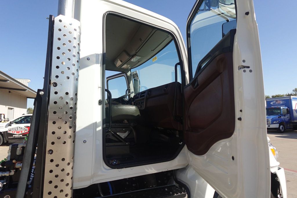 2026 HINO XL8 Tractor - 22946512 - 60