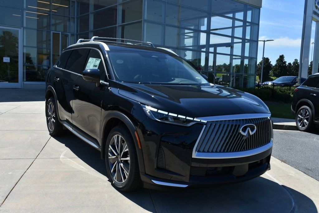 2026 Infiniti QX60 Luxe photo 9