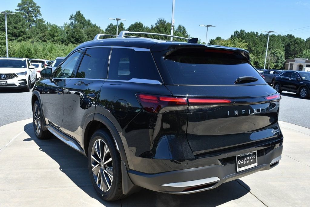 2026 Infiniti QX60 Luxe photo 13