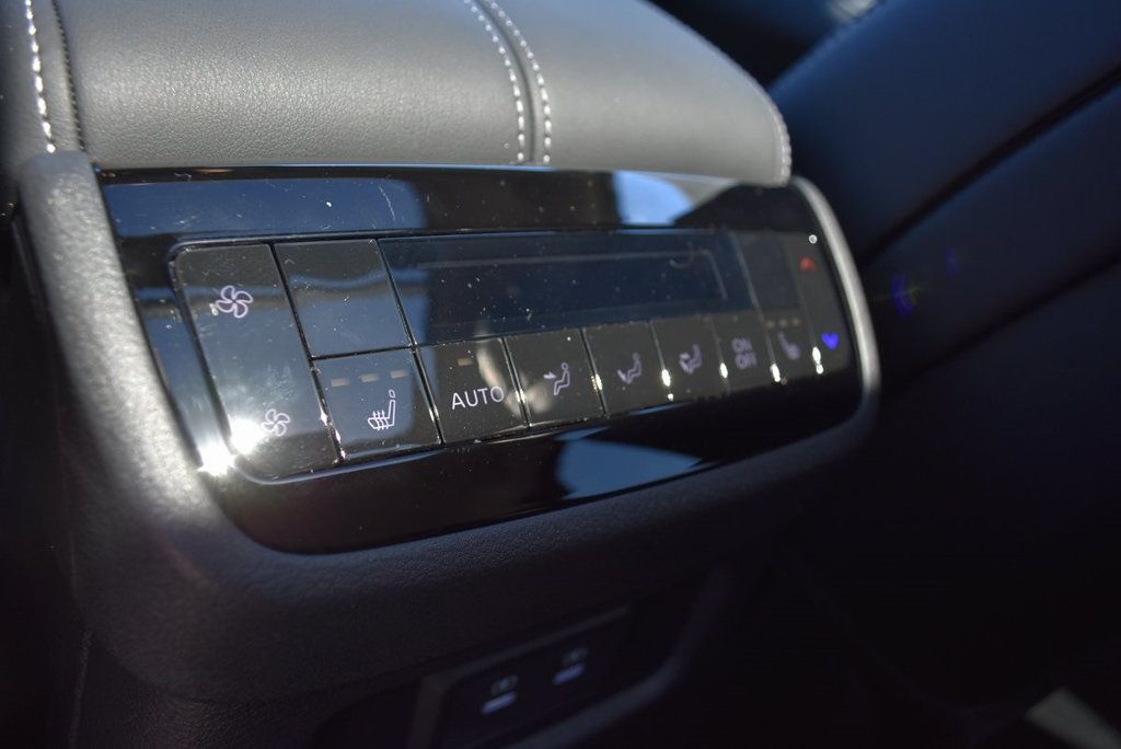 2026 Infiniti QX60 Luxe photo 19