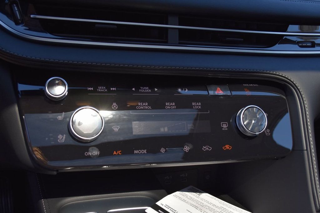 2026 Infiniti QX60 Luxe photo 24