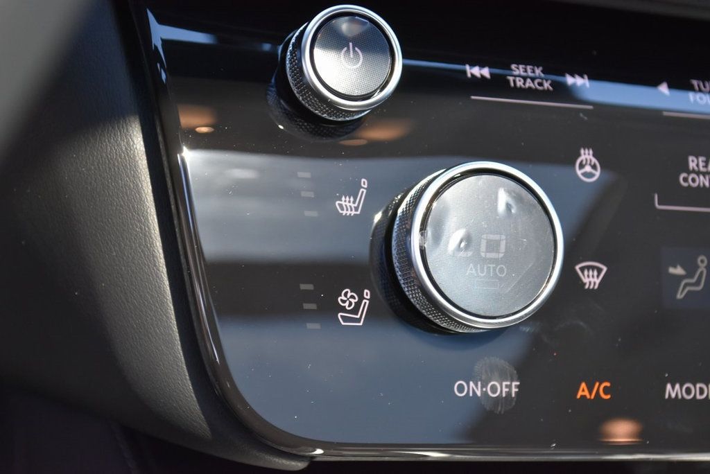 2026 Infiniti QX60 Luxe photo 25