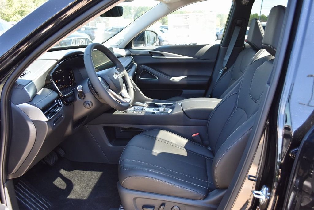 2026 Infiniti QX60 Luxe photo 33