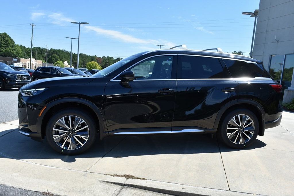2026 Infiniti QX60 Luxe photo 7