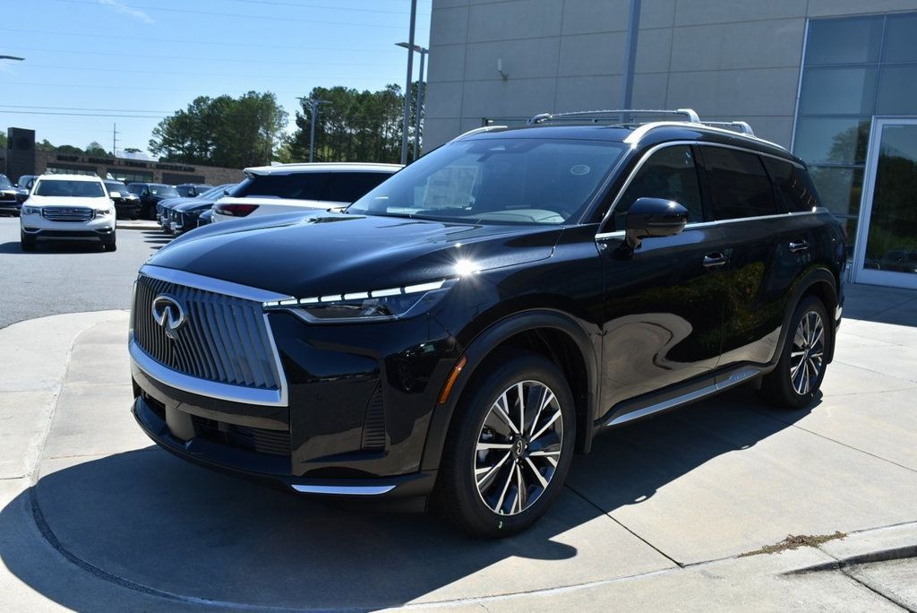 2026 Infiniti QX60 Luxe photo 8