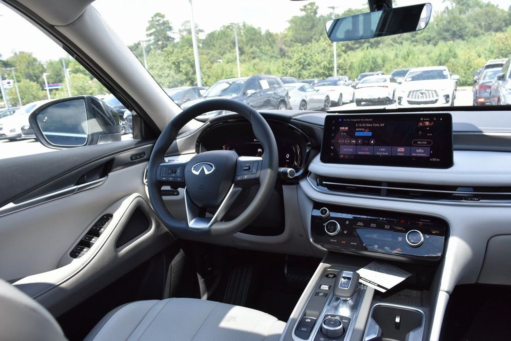 2026 Infiniti QX60 Pure photo 19