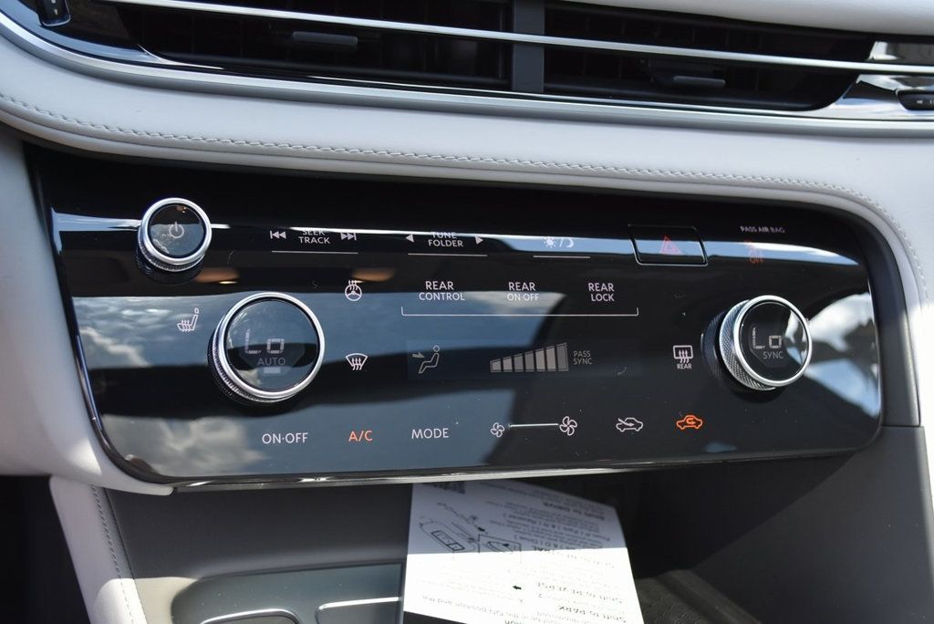 2026 Infiniti QX60 Pure photo 24