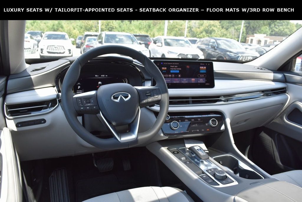 2026 Infiniti QX60 Pure photo 5