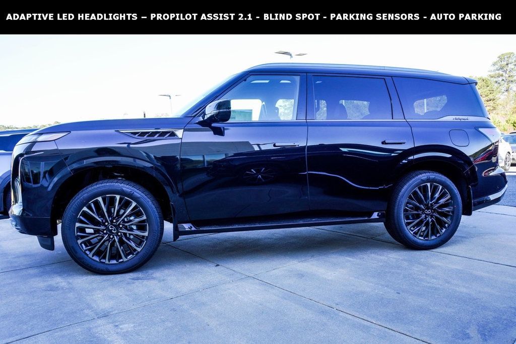 2026 Infiniti QX80 photo 2