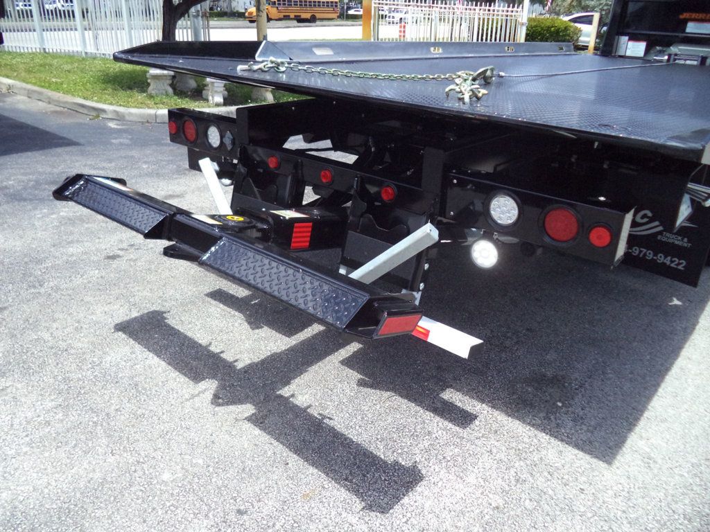 2026 International MV607 Crew Cab w/ 22' JerrDan Shark 6 Ton Low Pro Wide Rollback - 23020987 - 41