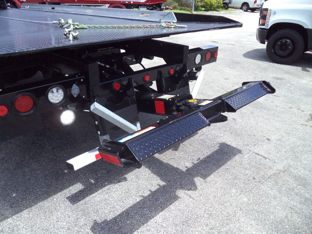 2026 International MV607 Crew Cab w/ 22' JerrDan Shark 6 Ton Low Pro Wide Rollback - 23020987 - 42